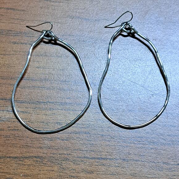 Silvertone pierced fishhook earrings abstract crooked pear dangle 2 3/4"" - Picture 2 of 6